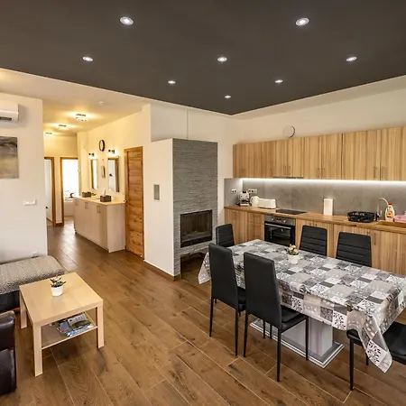 בית נופש Garden Vendeghaz *