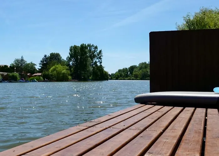 בית נופש Garden Vendeghaz