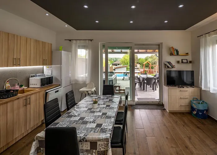 בית נופש Garden Vendeghaz Békésszentandrás